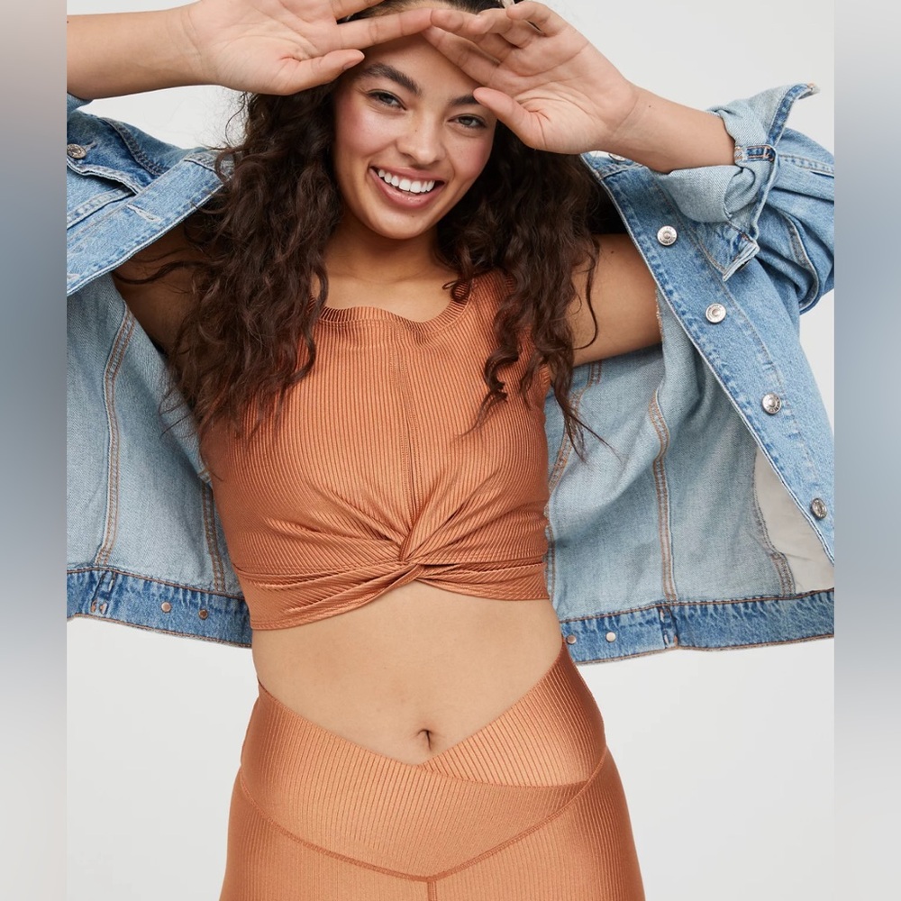 Aerie Offline Ribbed Shine Twist Front Sports Bra